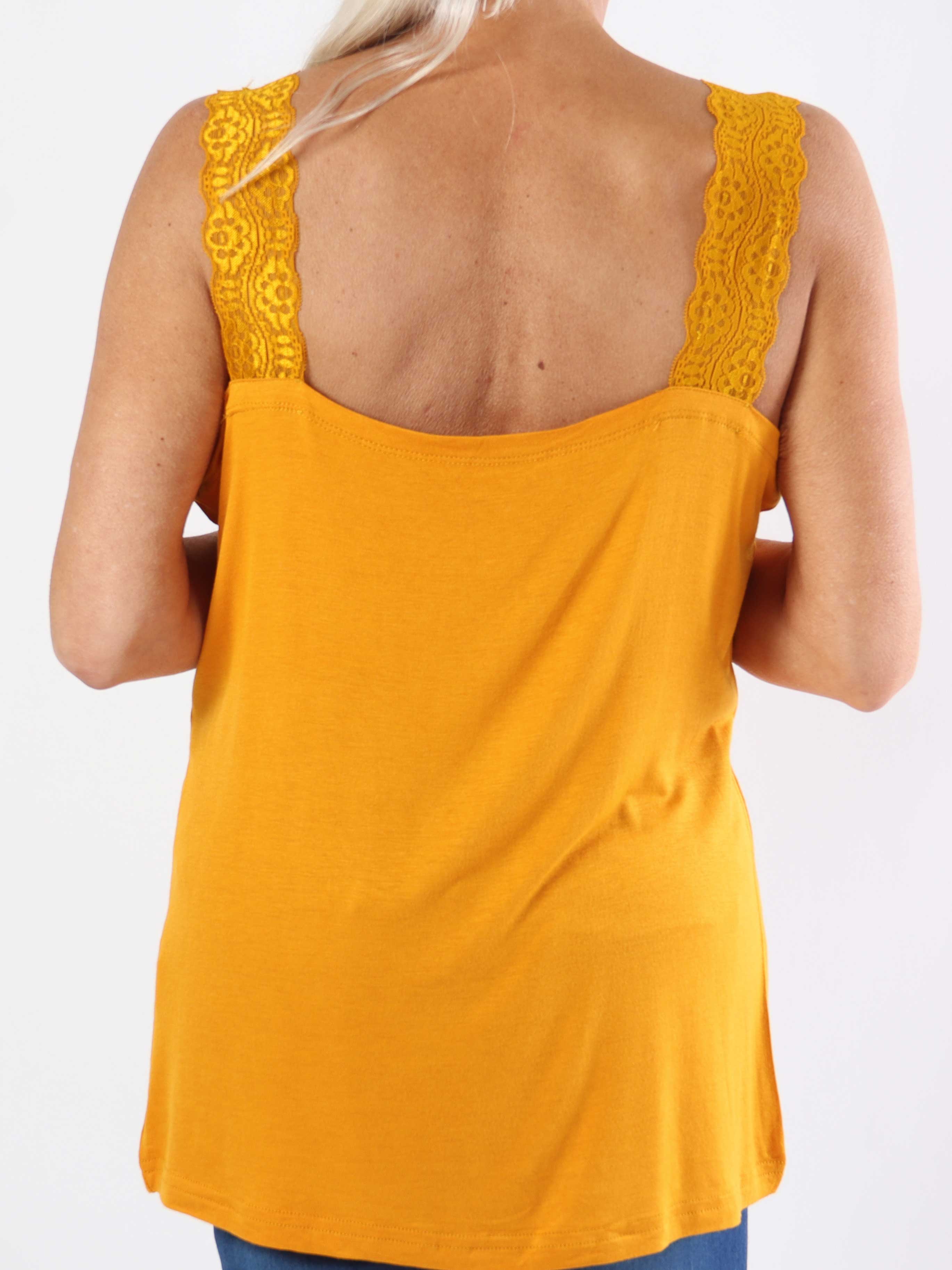 Florina - Basic plus size-topp i viskos med spetsband (bestseller)